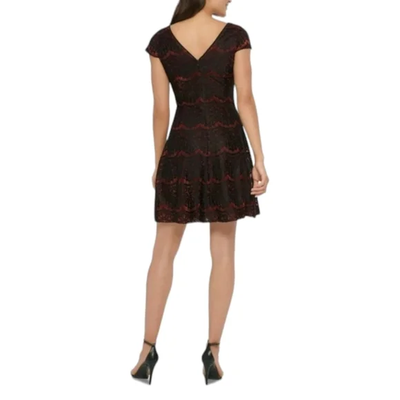 KENSIE metallic red and black dress. Size 6 - Picture 2 of 6